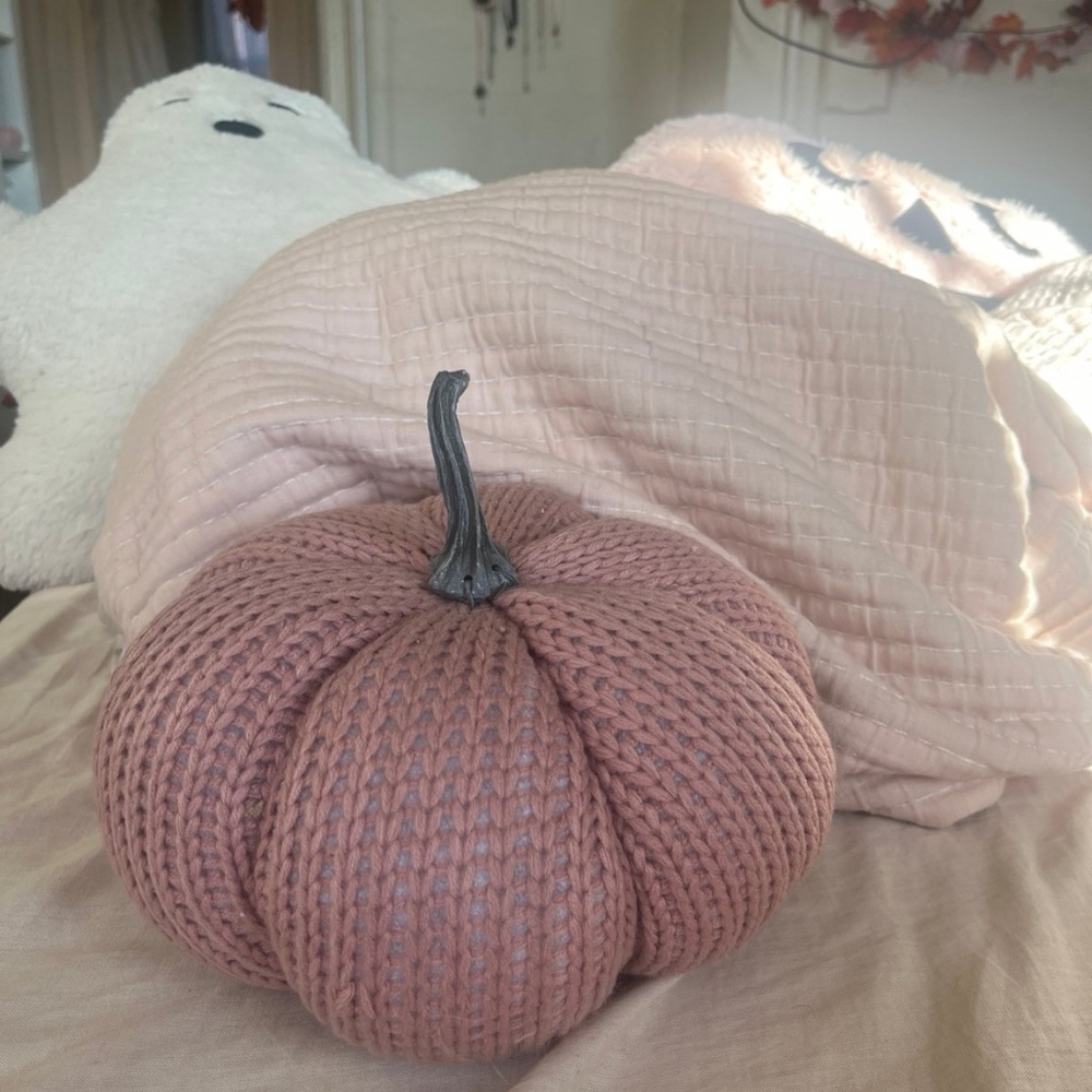 Muave knit pumpkin
